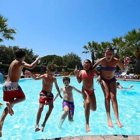 Diverhotel Dino Szálloda 3*