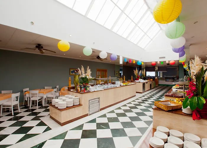 Hotell Diverhotel Dino