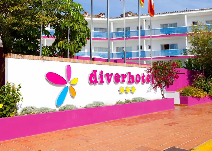 Diverhotel Dino Hotell