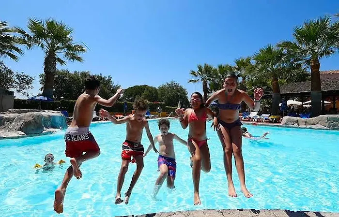 Diverhotel Dino Otel 3*